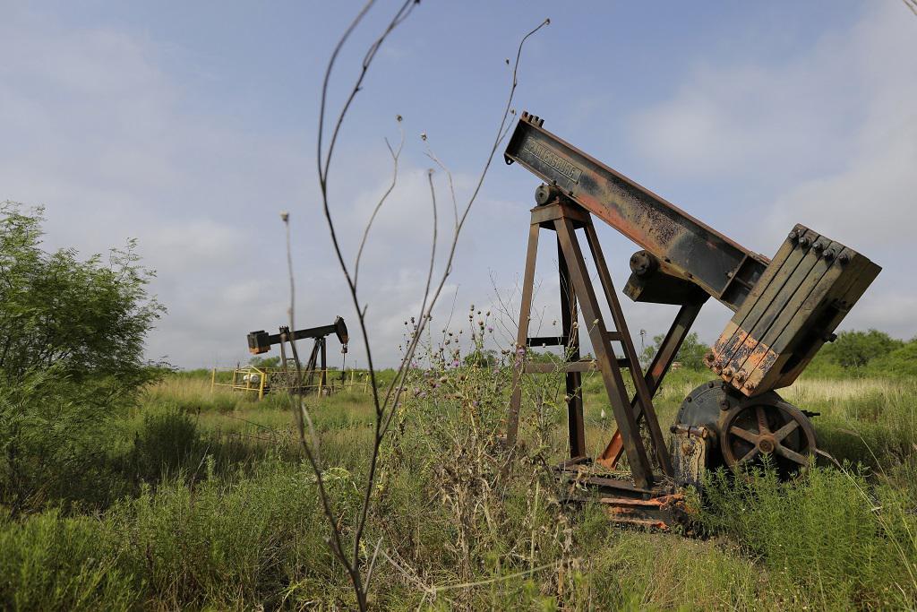 Biden's Promising, Problematic Plan to Plug Orphaned Oil and Gas Wells -  The American Prospect